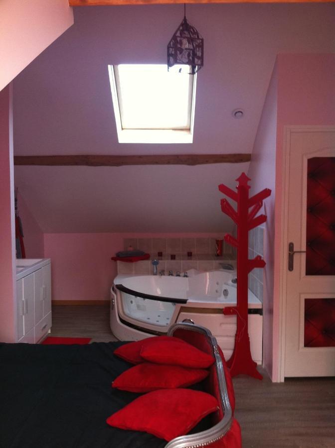 Le Petit Manoir Bed & Breakfast Farceaux Dış mekan fotoğraf